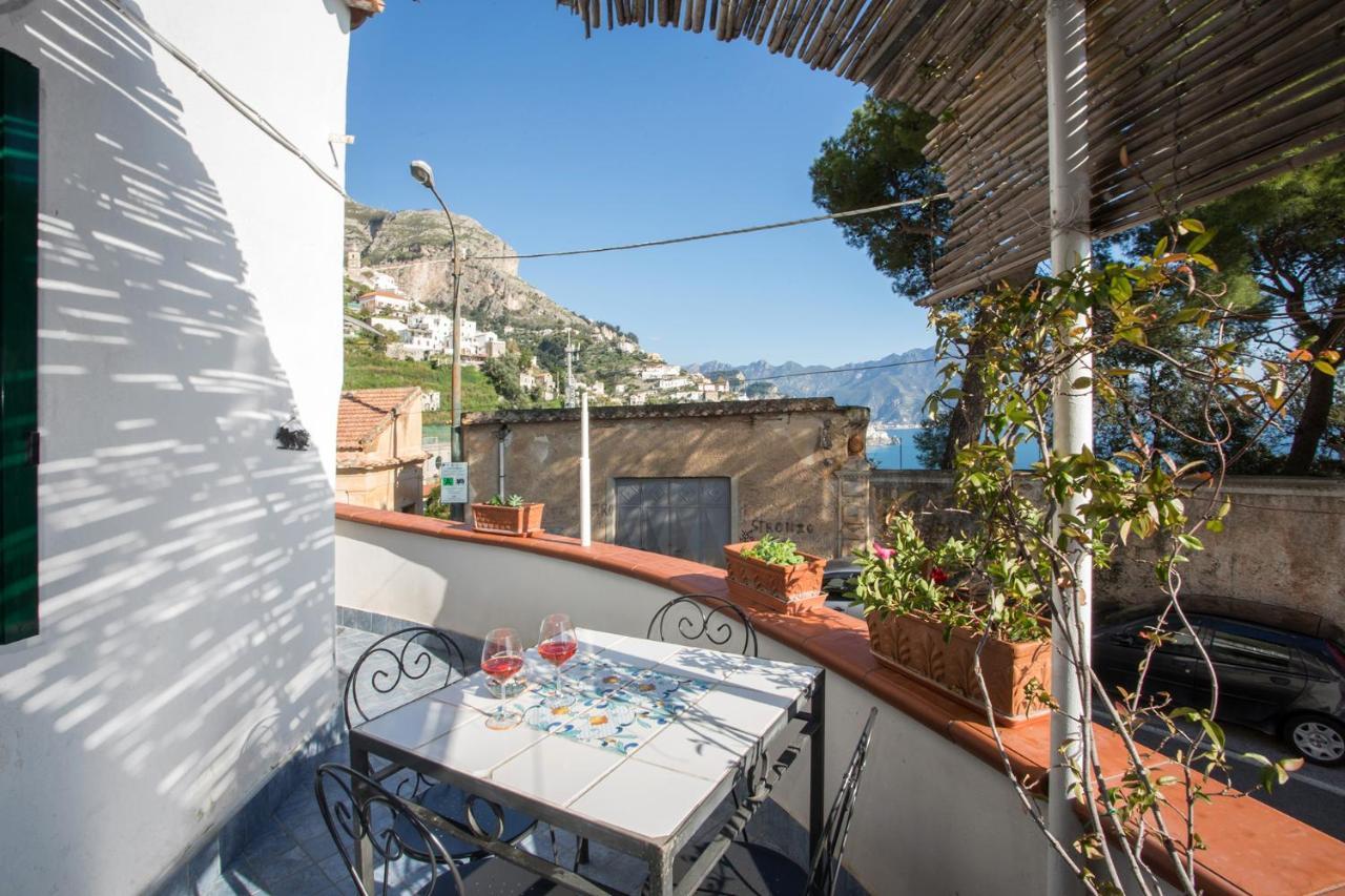 House Sun And Moon Apartment Amalfi Exterior photo
