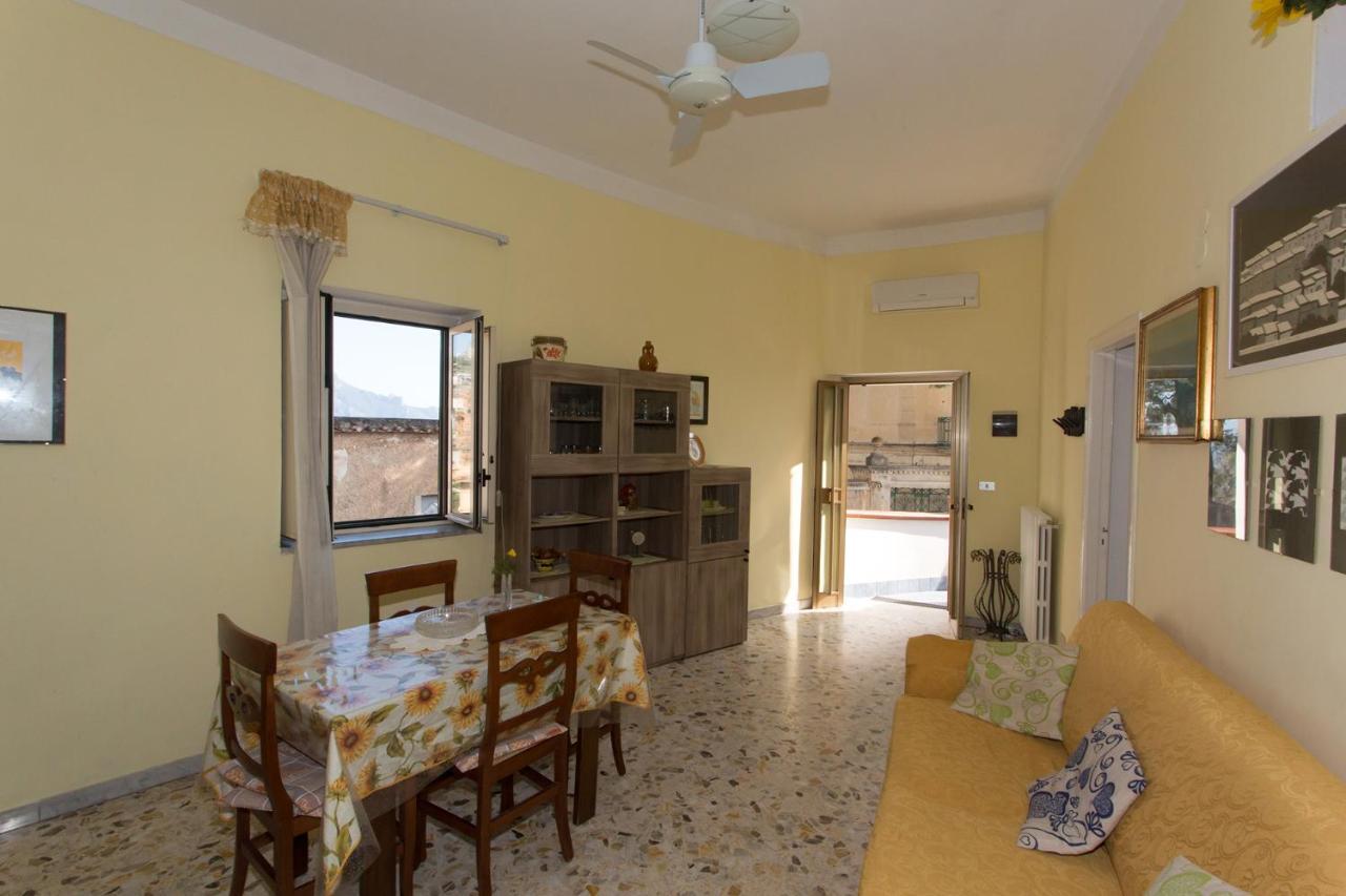 House Sun And Moon Apartment Amalfi Exterior photo